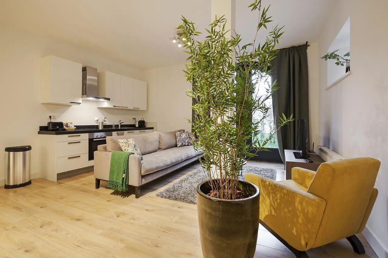 Canal Garden Apartments II By Vgw